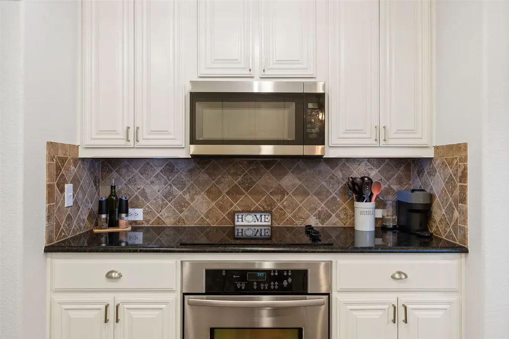 5200 Medallion Court Midlothian TX 76065