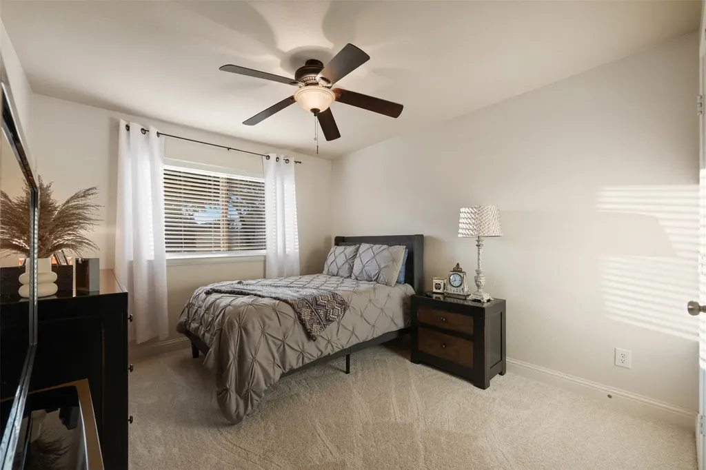 5200 Medallion Court Midlothian TX 76065