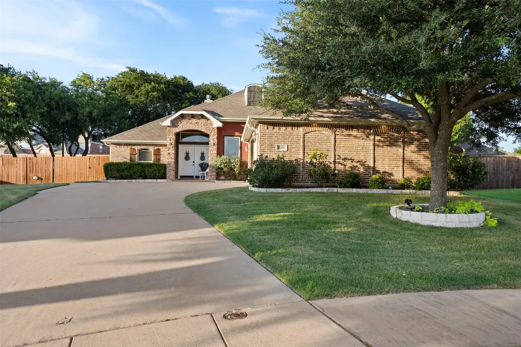 5200 Medallion Court Midlothian TX 76065