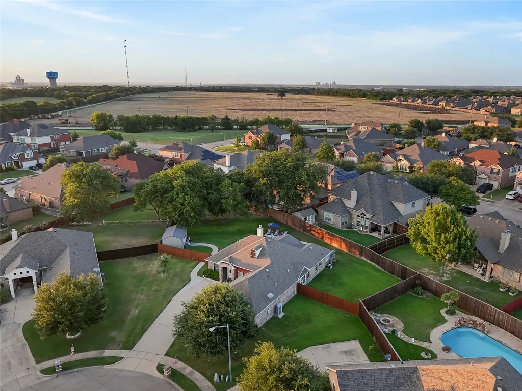 5200 Medallion Court Midlothian TX 76065