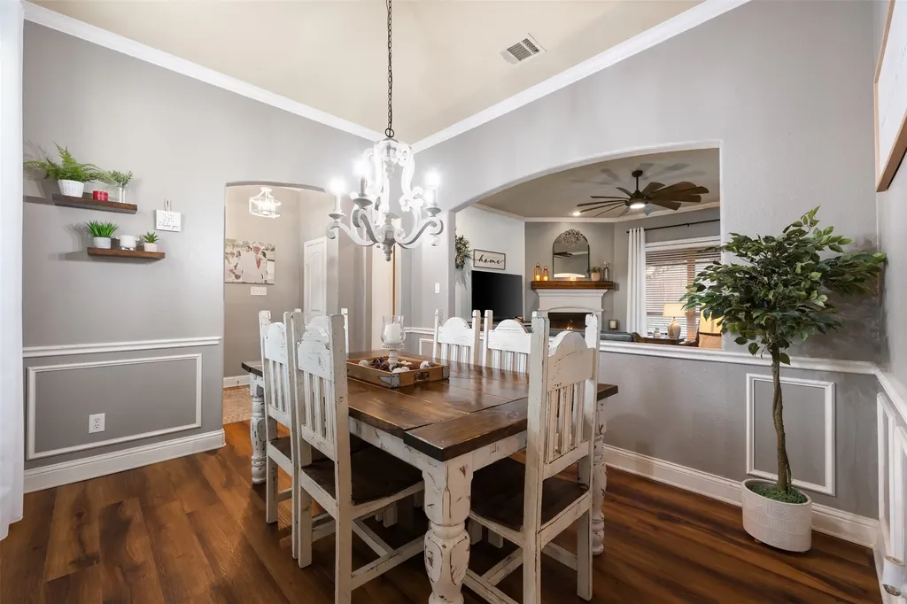 5200 Medallion Court Midlothian TX 76065