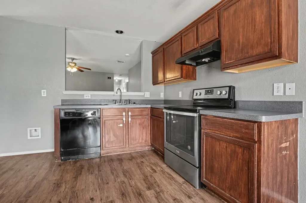 242 Turning Tree Road Wilmer TX 75172