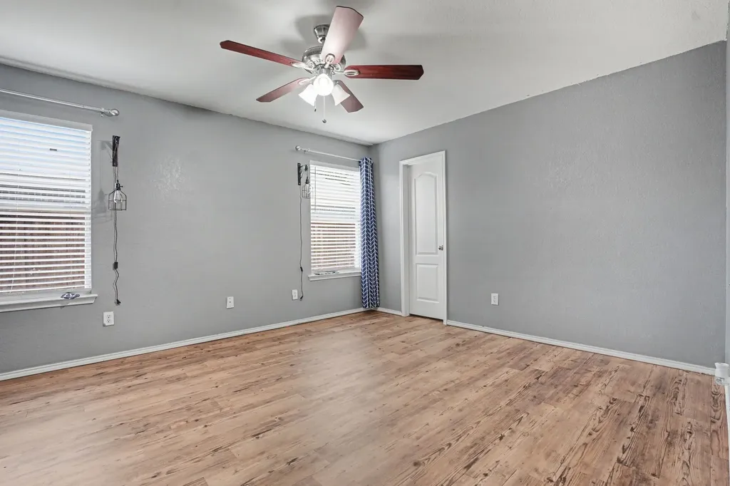 242 Turning Tree Road Wilmer TX 75172