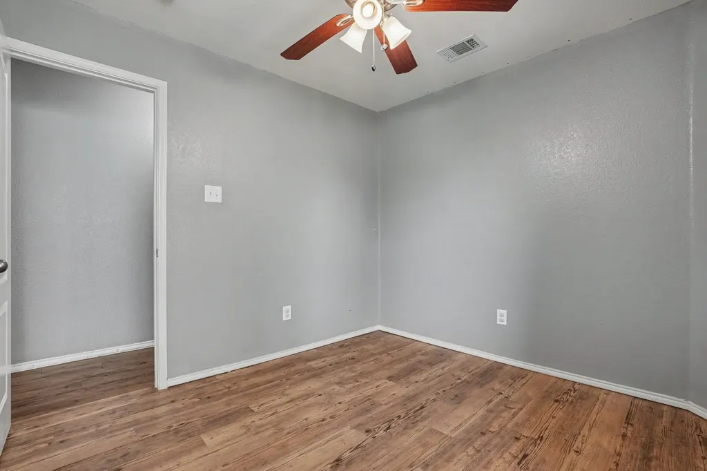 242 Turning Tree Road Wilmer TX 75172