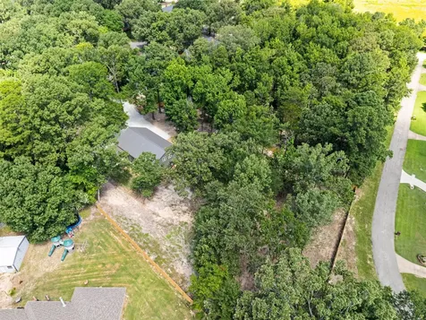 330 Forest Hills Drive Hallsville TX 75650