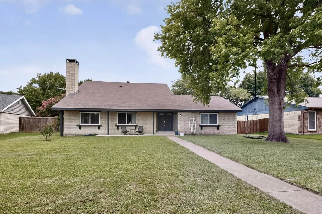 13 Grant Circle Richardson TX 75081