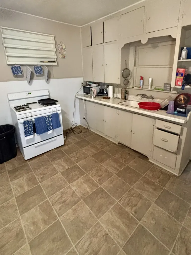 1120 S Donnybrook Avenue Tyler TX 75701