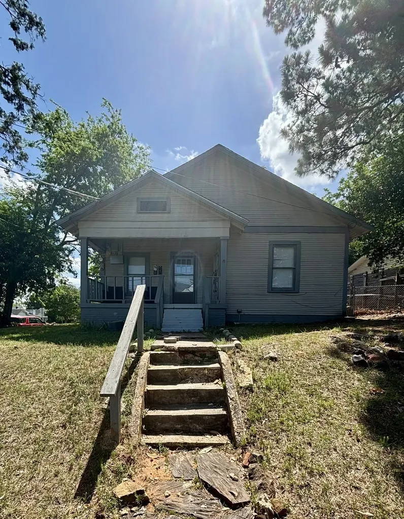 1120 S Donnybrook Avenue Tyler TX 75701