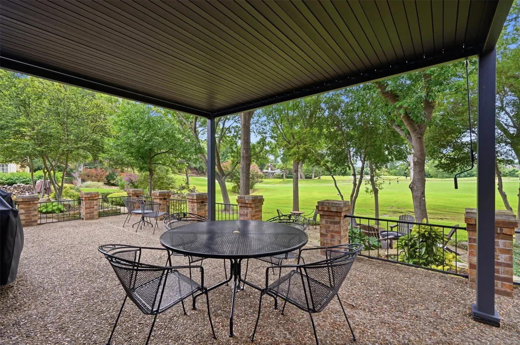 3805 Hollow Creek Road Benbrook TX 76116