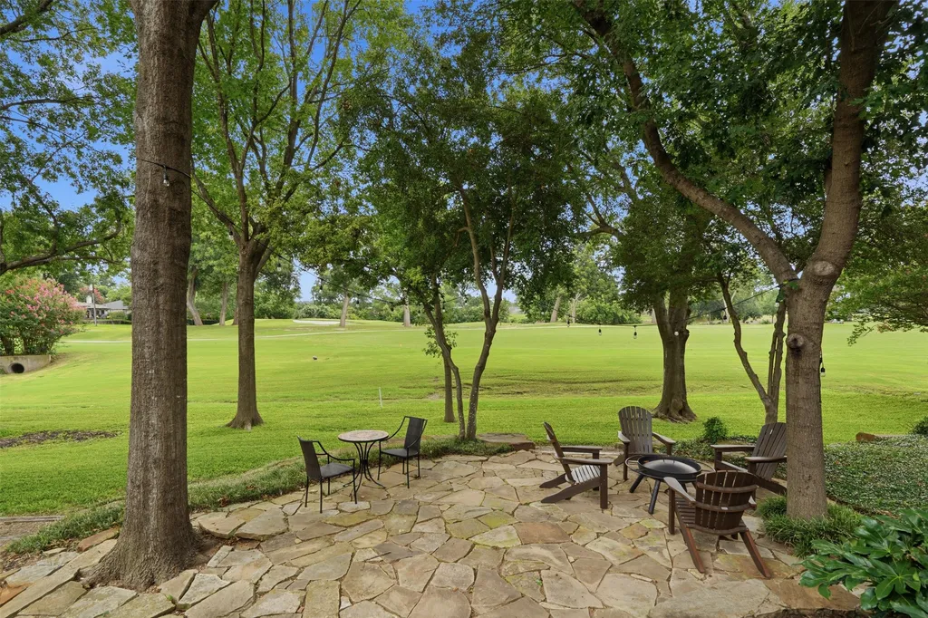 3805 Hollow Creek Road Benbrook TX 76116
