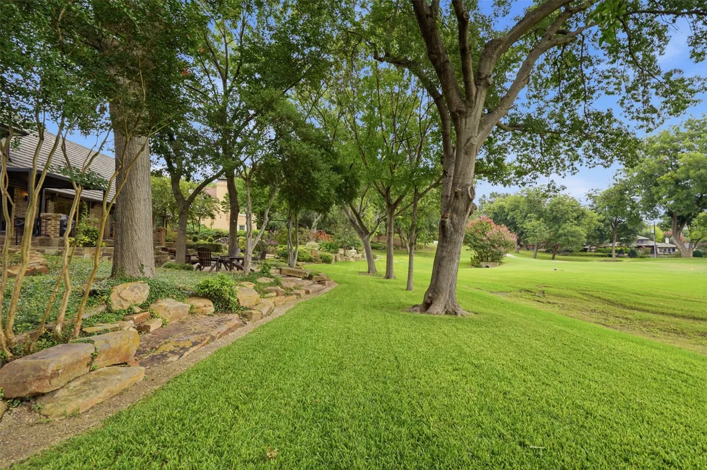 3805 Hollow Creek Road Benbrook TX 76116