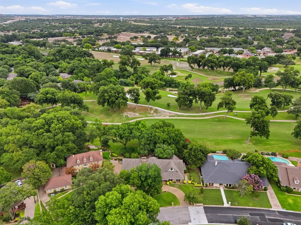 3805 Hollow Creek Road Benbrook TX 76116
