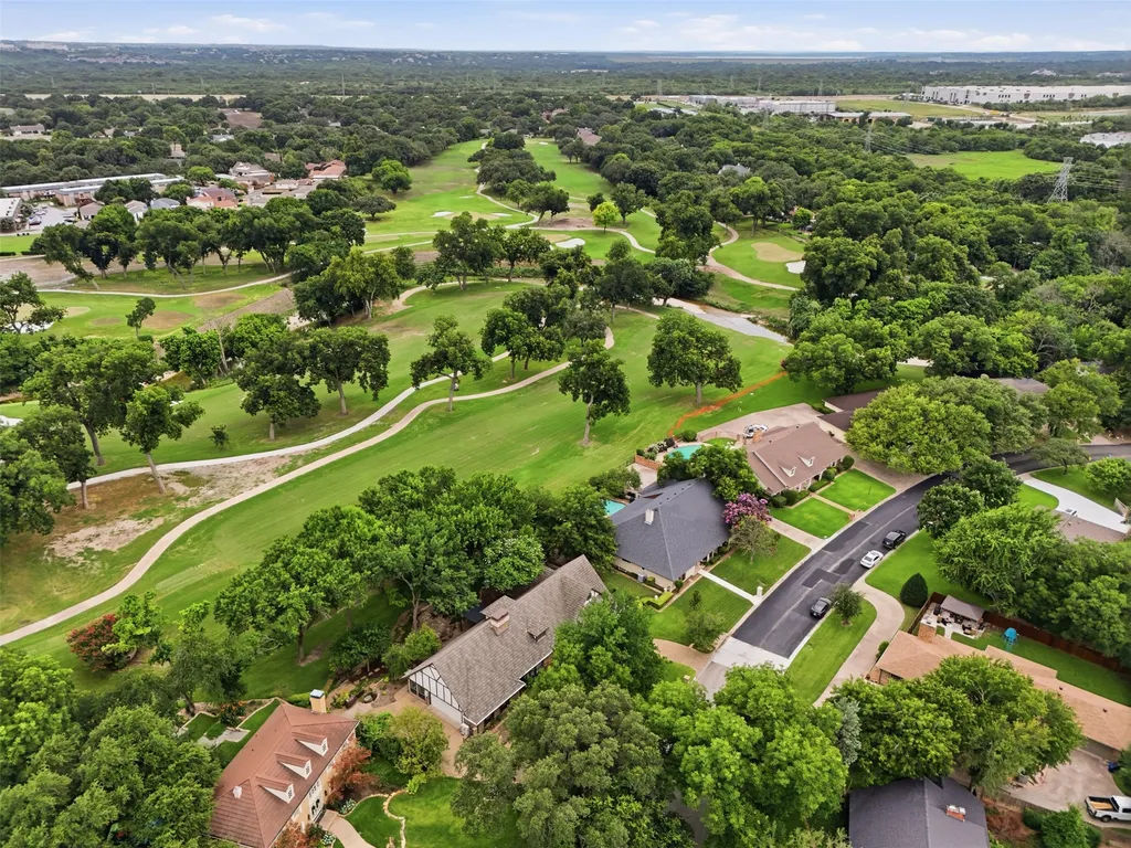 3805 Hollow Creek Road Benbrook TX 76116
