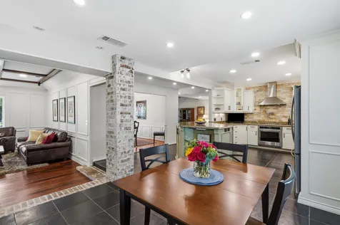 3805 Hollow Creek Road Benbrook TX 76116