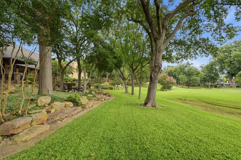 3805 Hollow Creek Road Benbrook TX 76116