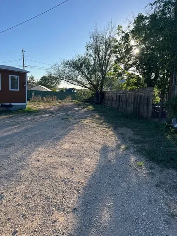 908 Fir Street Plainview TX 79072