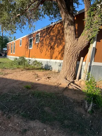 908 Fir Street Plainview TX 79072
