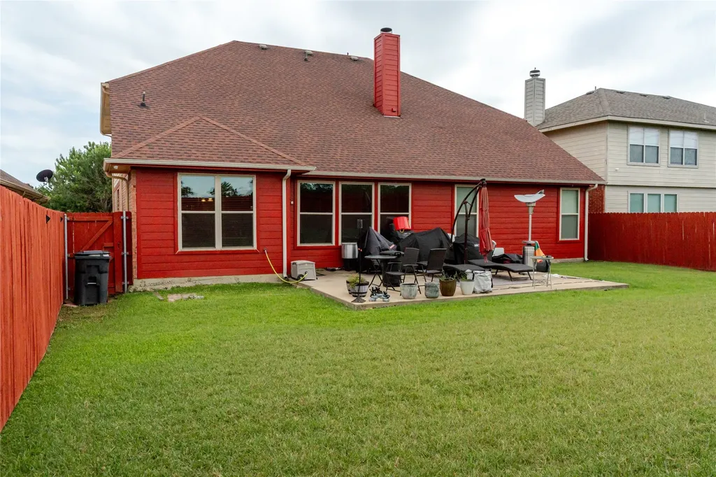 419 Kingfisher Lane Arlington TX 76002