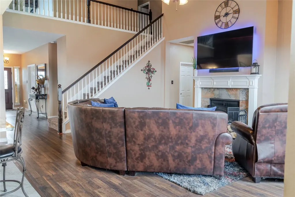 419 Kingfisher Lane Arlington TX 76002