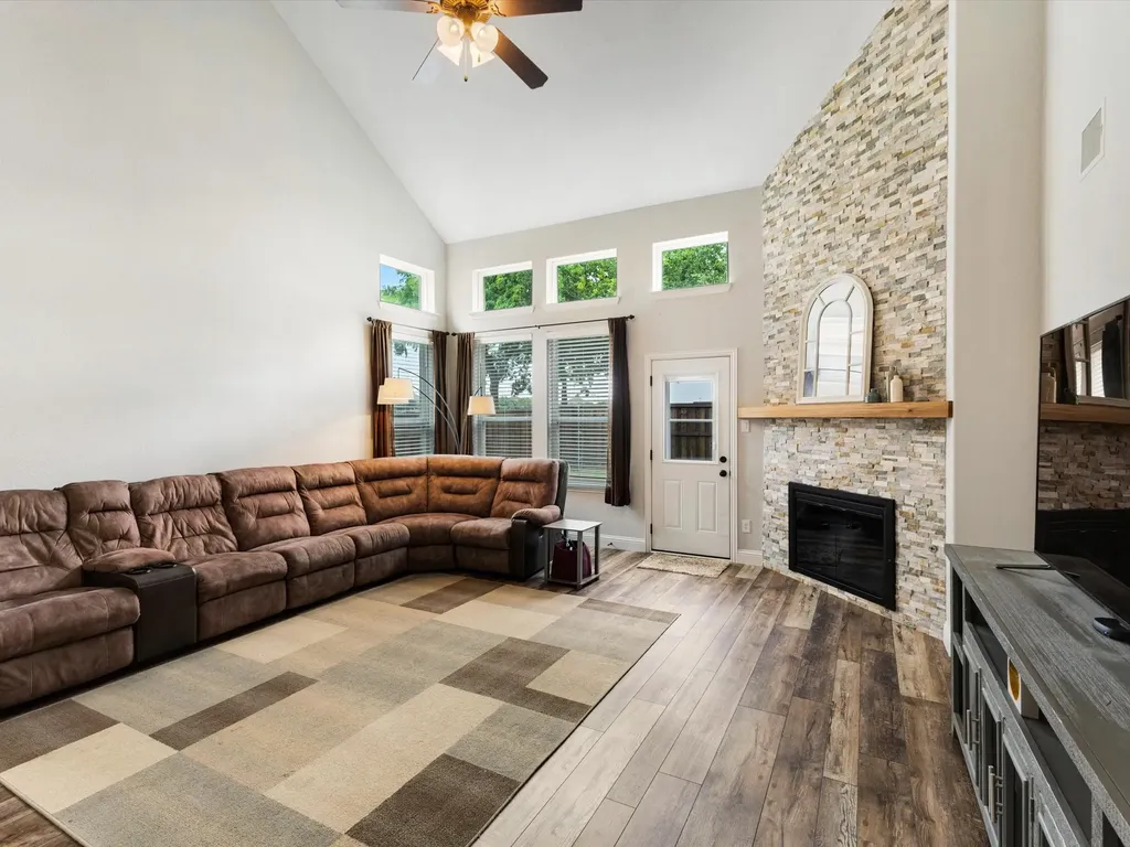 12038 Gonzales Drive Frisco TX 75035