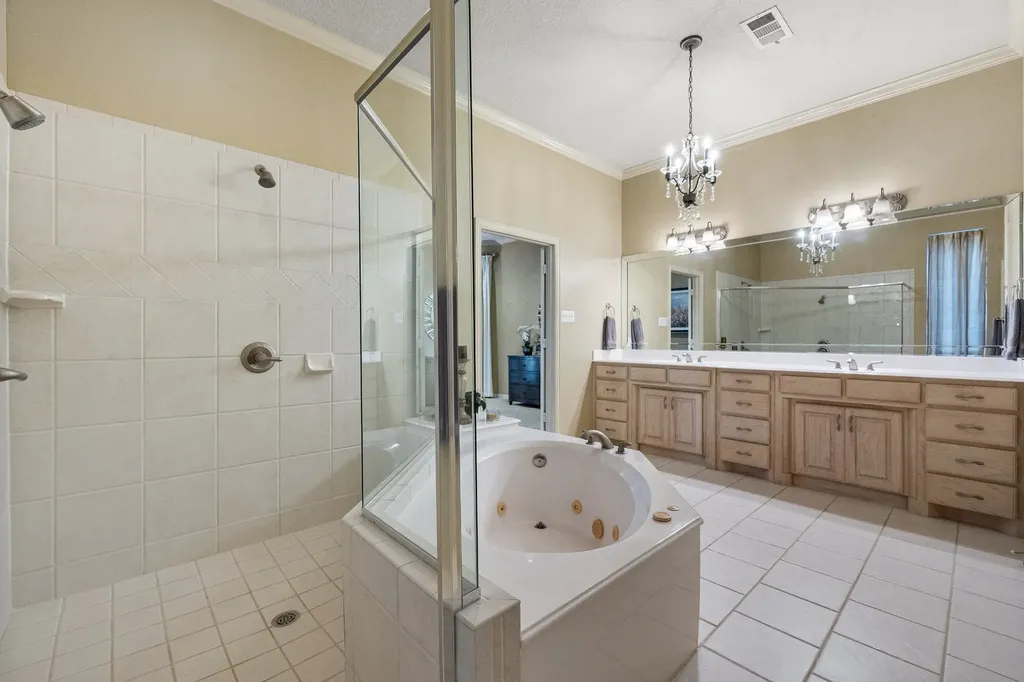 8945 Kingston Court North Richland Hills TX 76182