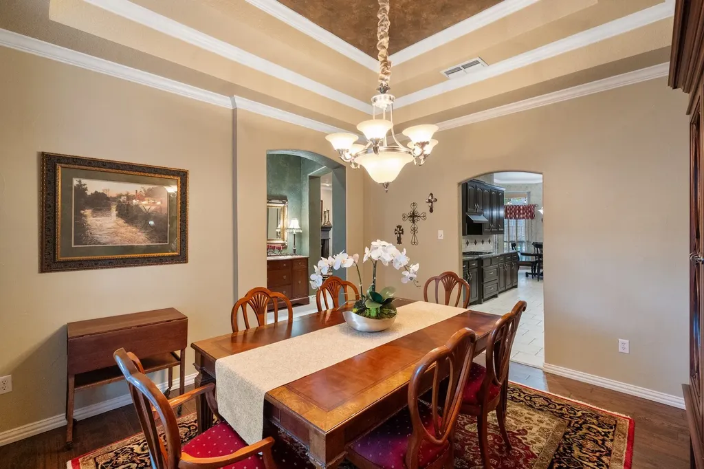 8945 Kingston Court North Richland Hills TX 76182