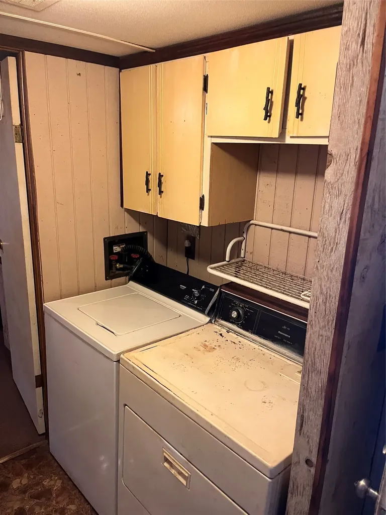 408 Private Road 7702 Emory TX 75440