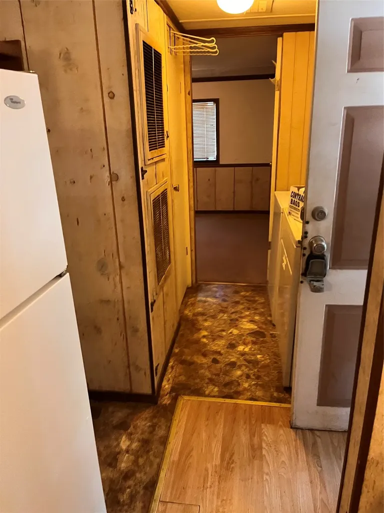 408 Private Road 7702 Emory TX 75440