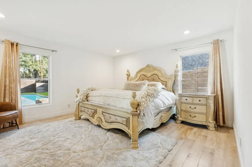 4863 Allencrest Lane Dallas TX 75244