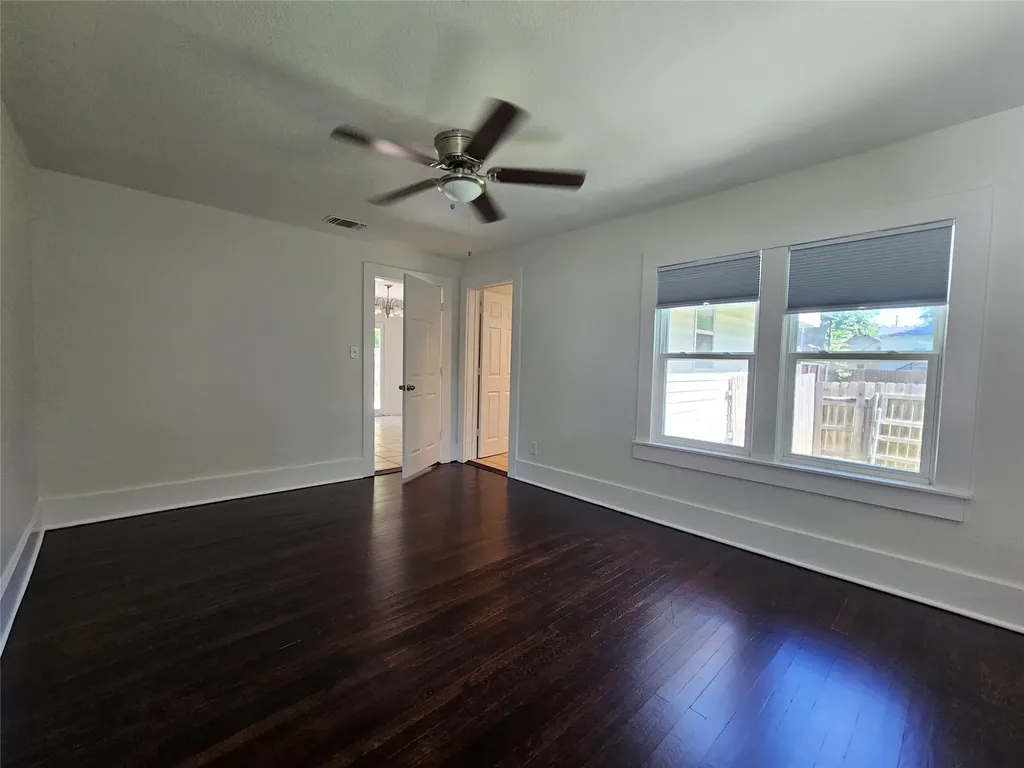 806 W Spring Street Weatherford TX 76086