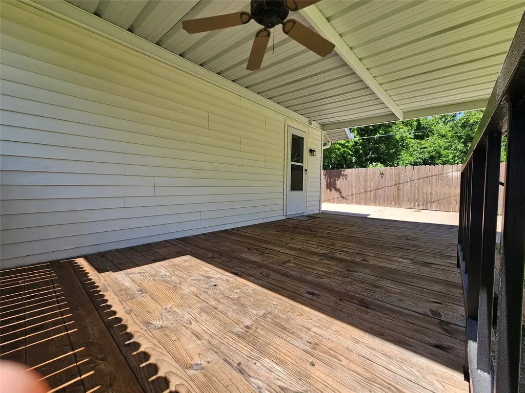 806 W Spring Street Weatherford TX 76086