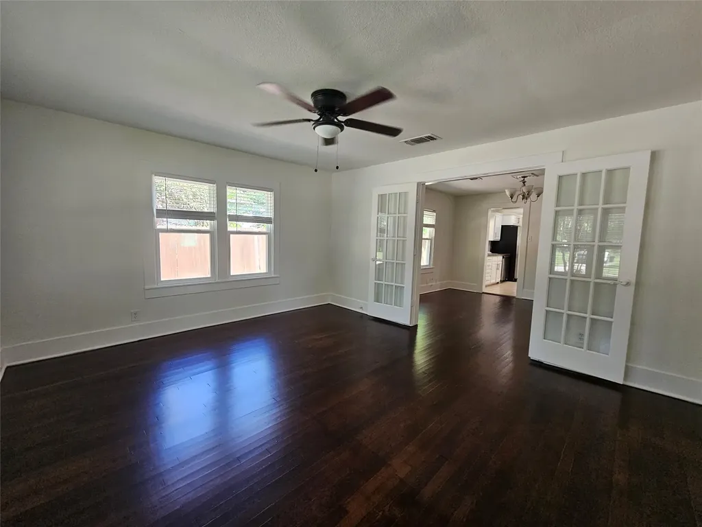 806 W Spring Street Weatherford TX 76086