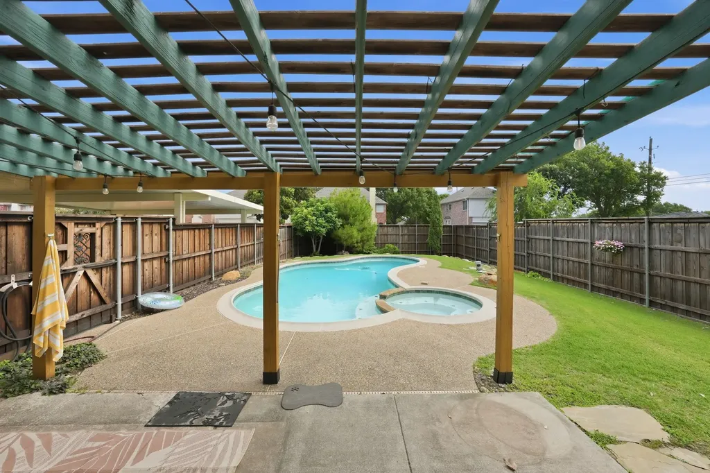 1543 Home Park Drive Allen TX 75002