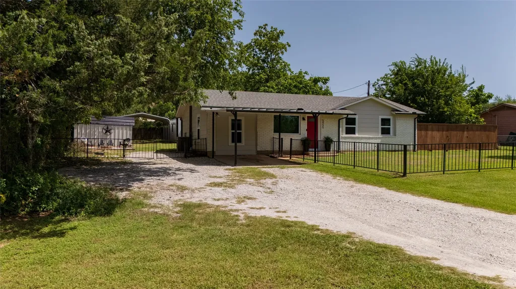 5955 Fm 678 Gainesville TX 76240