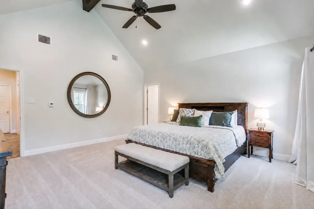 1024 Sky Road Weatherford TX 76087