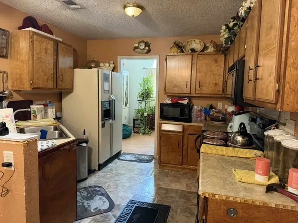1500 E 6th Avenue Corsicana TX 75110