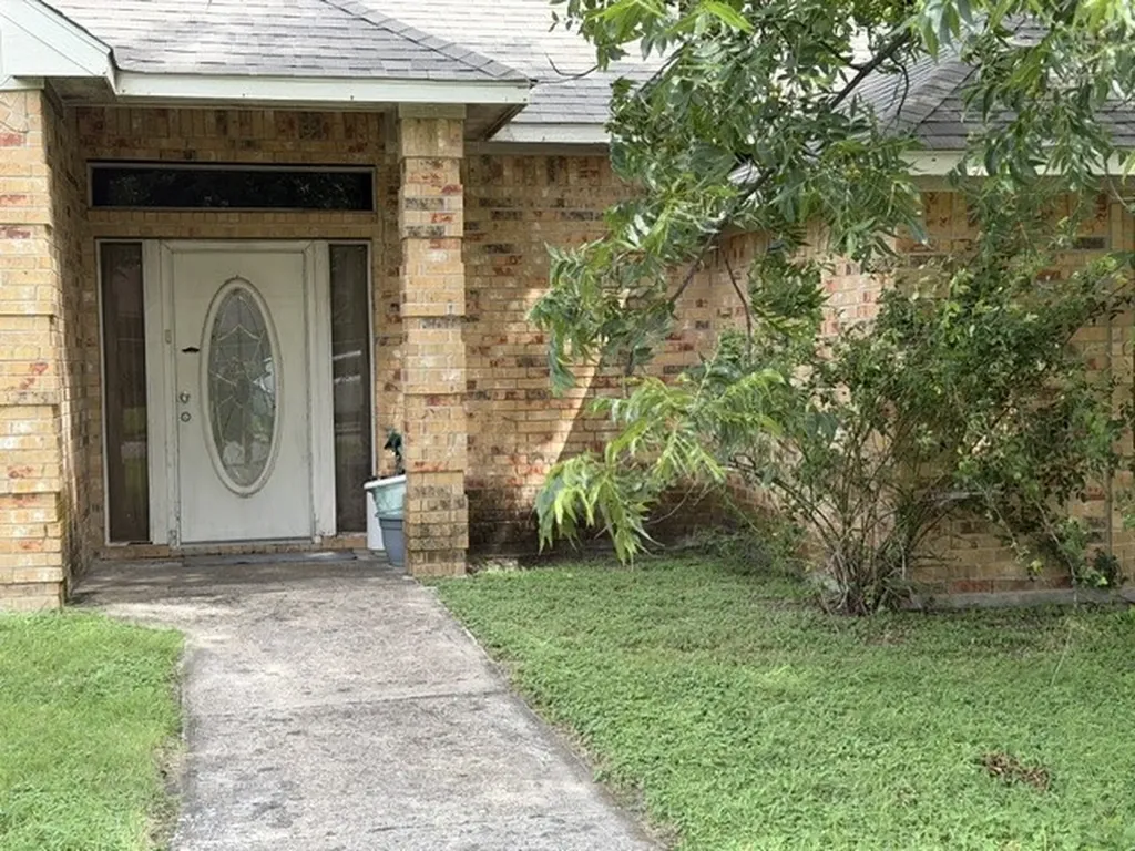 1500 E 6th Avenue Corsicana TX 75110