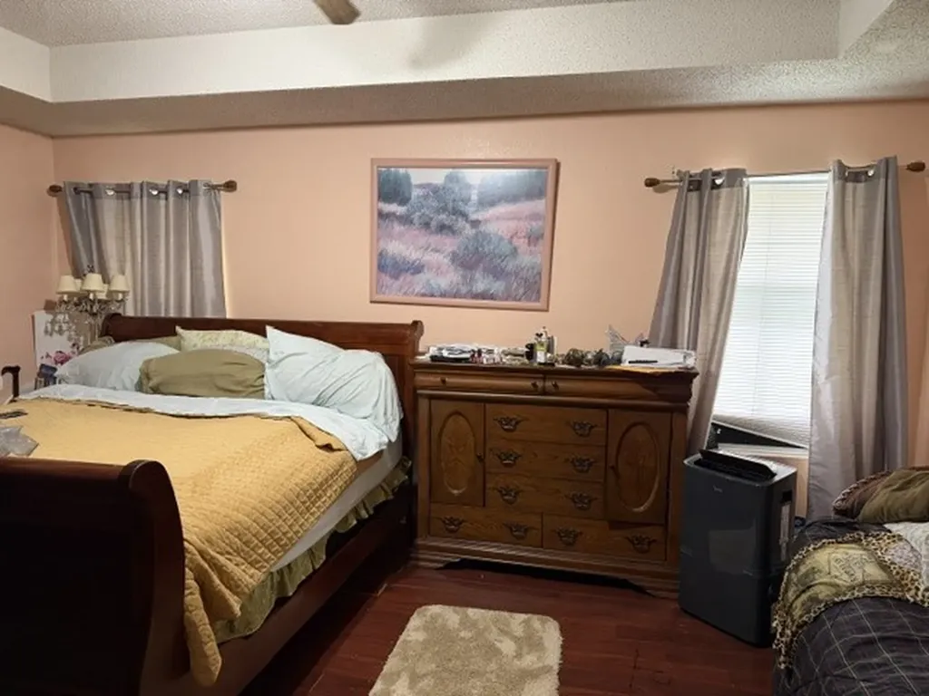1500 E 6th Avenue Corsicana TX 75110