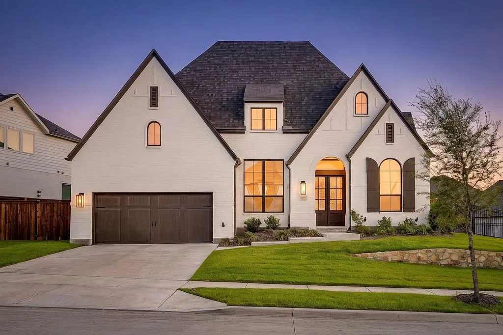 2137 Rolling Oaks Drive Fort Worth TX 76008