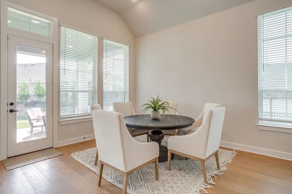2137 Rolling Oaks Drive Fort Worth TX 76008