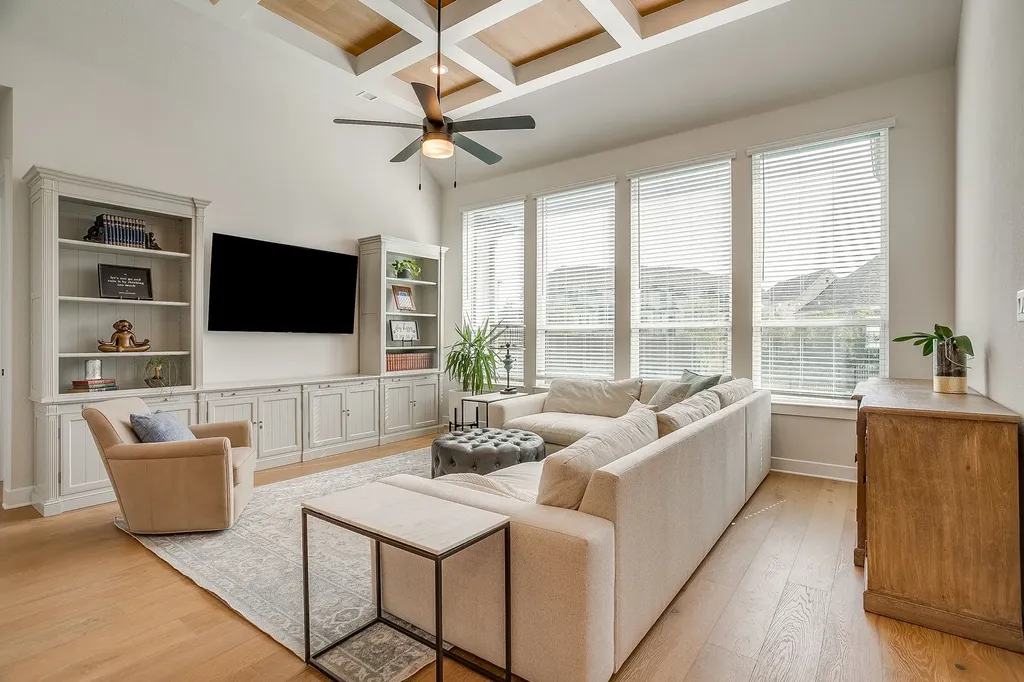 2137 Rolling Oaks Drive Fort Worth TX 76008