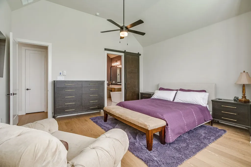 2137 Rolling Oaks Drive Fort Worth TX 76008