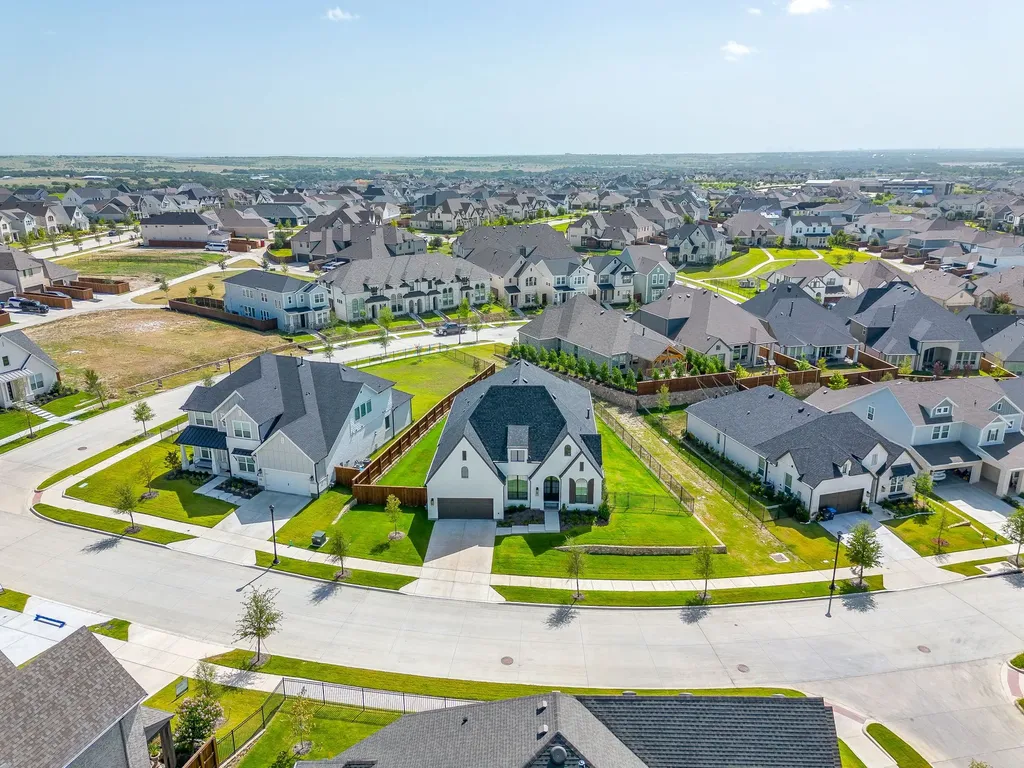 2137 Rolling Oaks Drive Fort Worth TX 76008