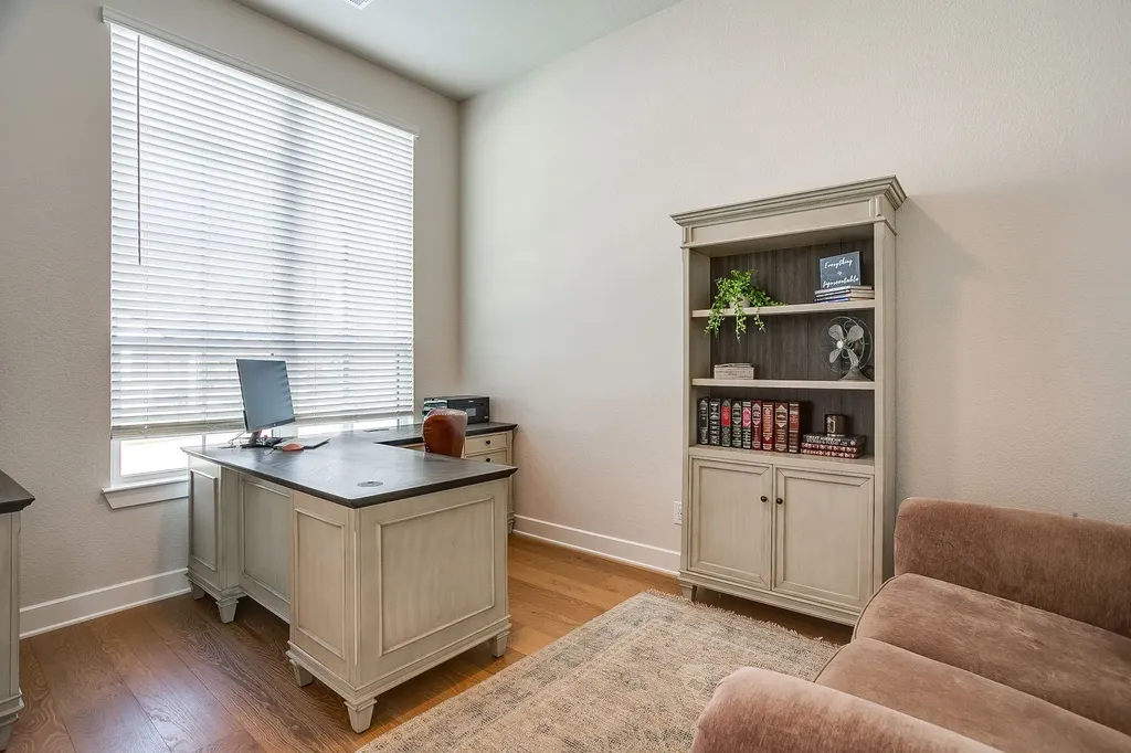 2137 Rolling Oaks Drive Fort Worth TX 76008