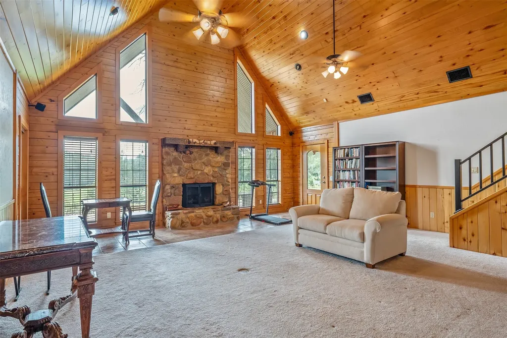 15753 County Road 223 Tyler TX 75707