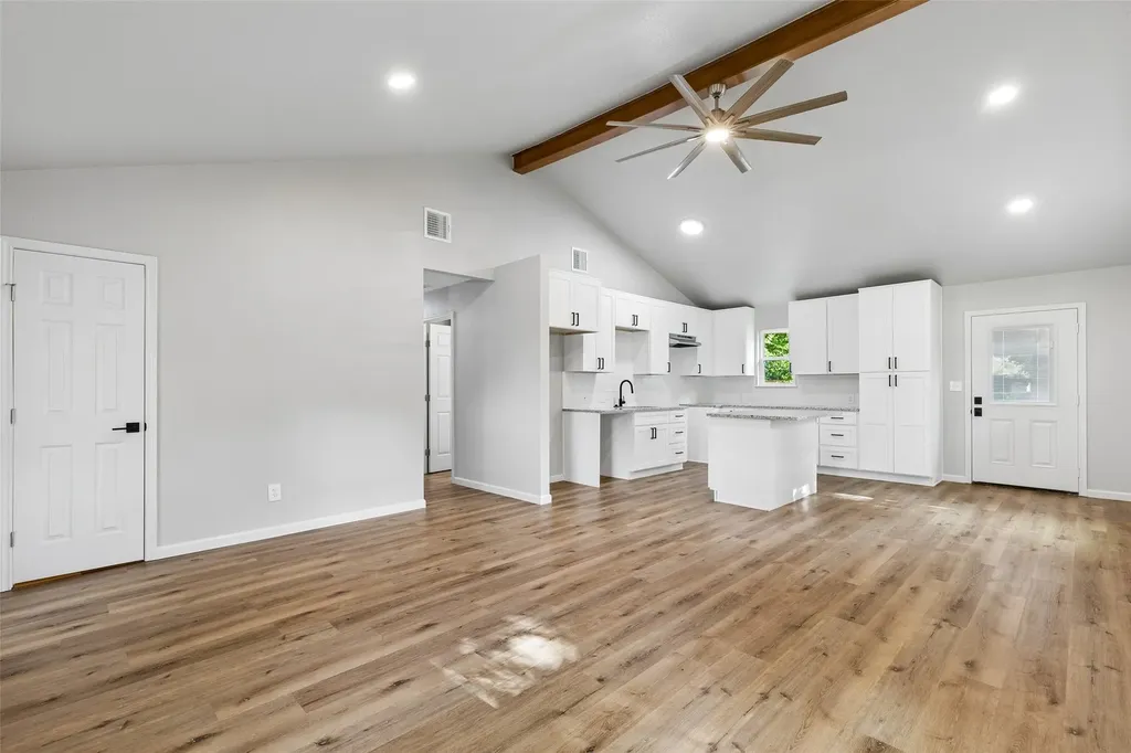 902 Melanie Lane Keene TX 76059