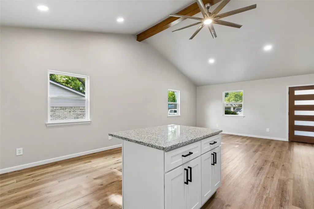 902 Melanie Lane Keene TX 76059