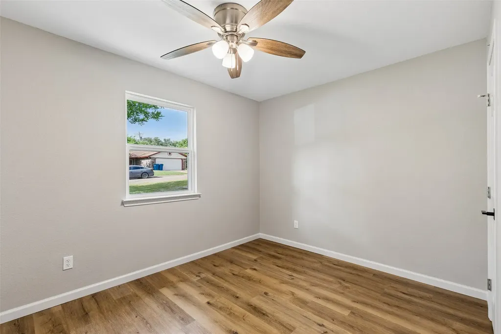902 Melanie Lane Keene TX 76059