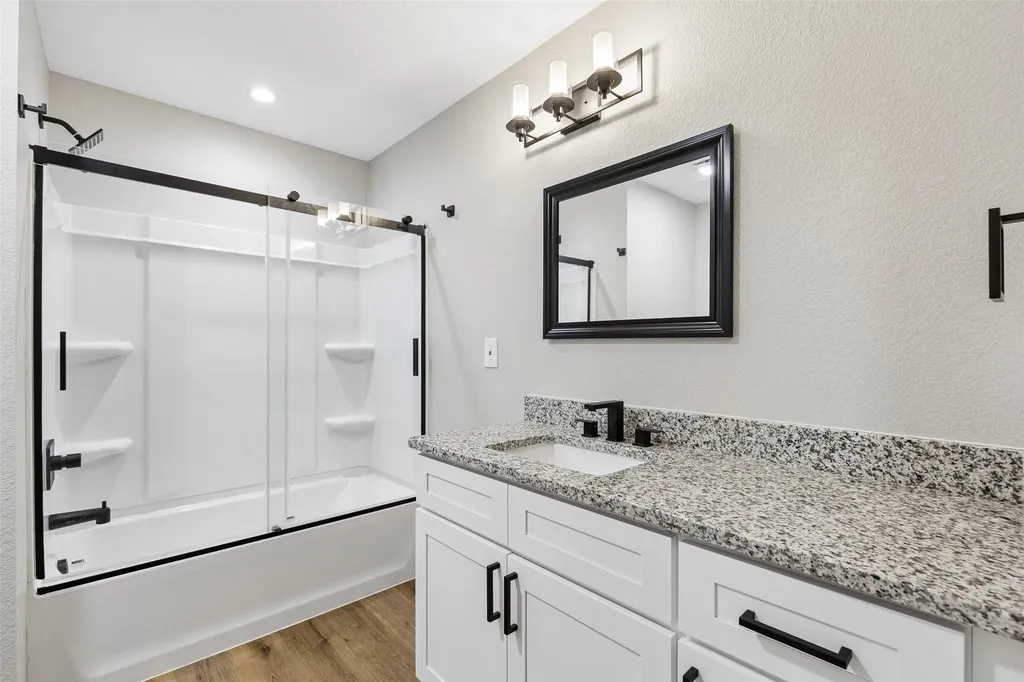 902 Melanie Lane Keene TX 76059