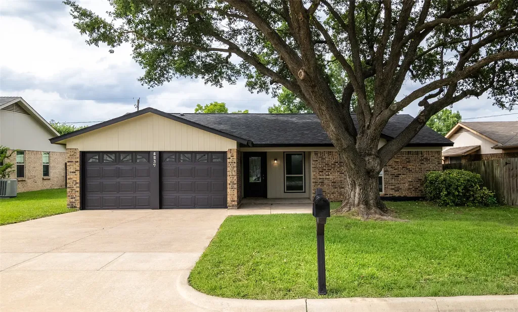 8237 Saint Patrick Street North Richland Hills TX 76180